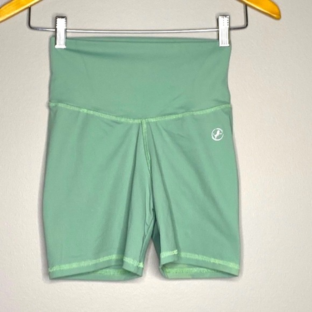 ABS2B Scrunch Booty Shorts‎